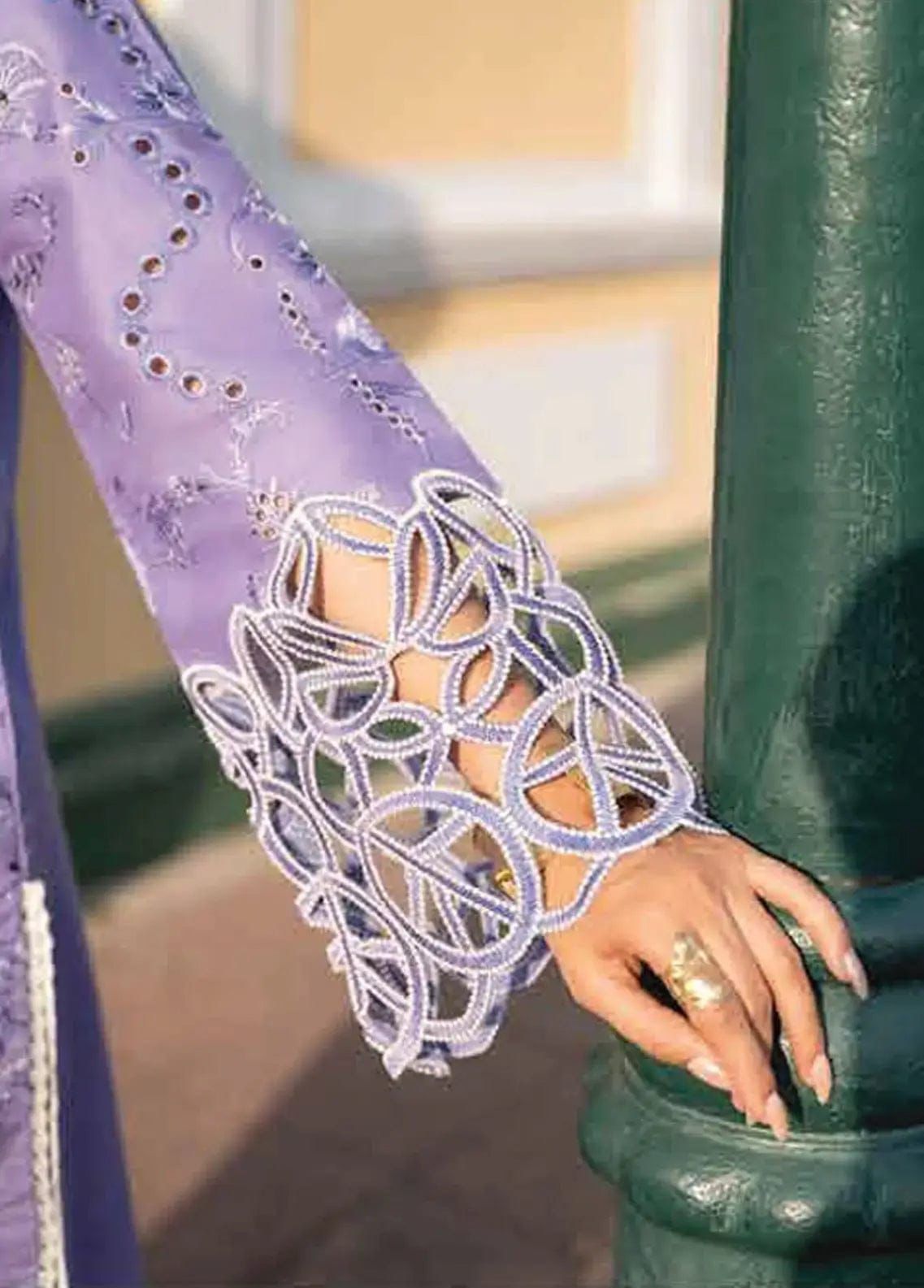 Mushq 5019 Pure Wool Dhanak